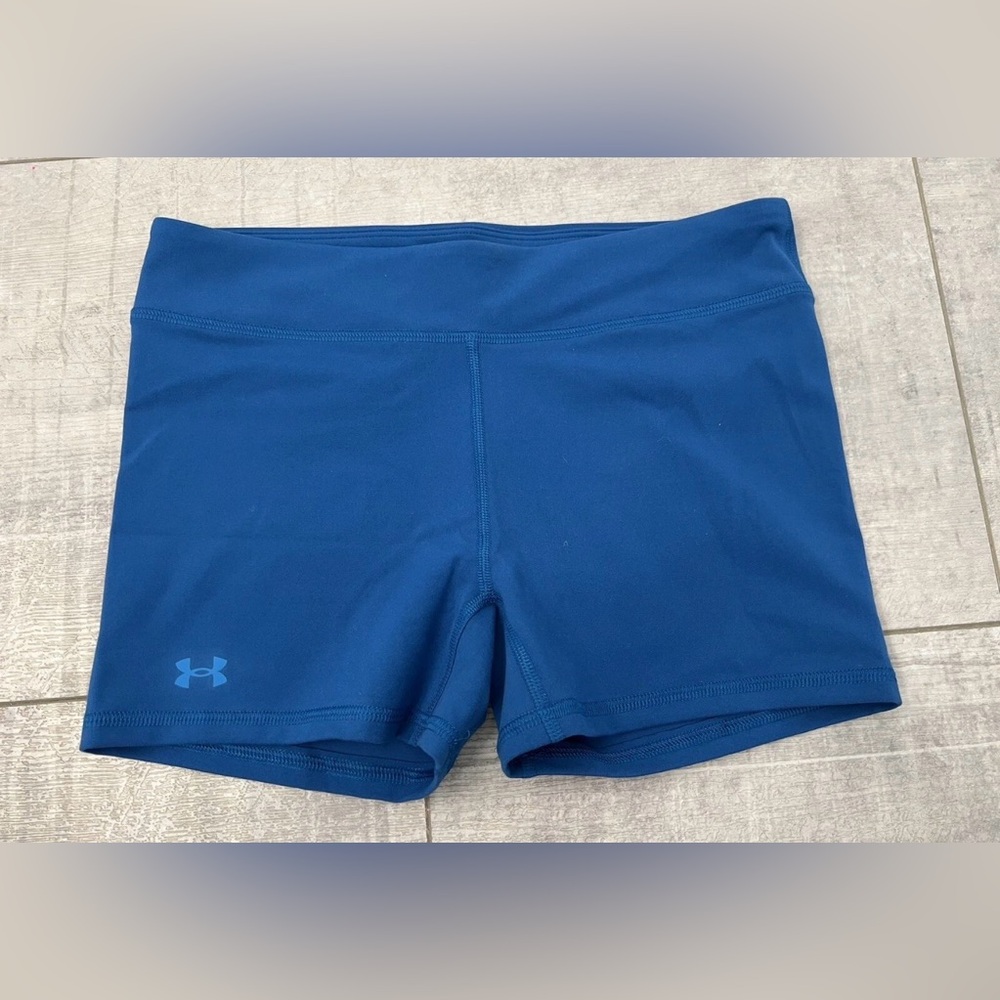 NWT Under Armour Girls Fitted Shorty Shorts Size Youth Large MSRP $30